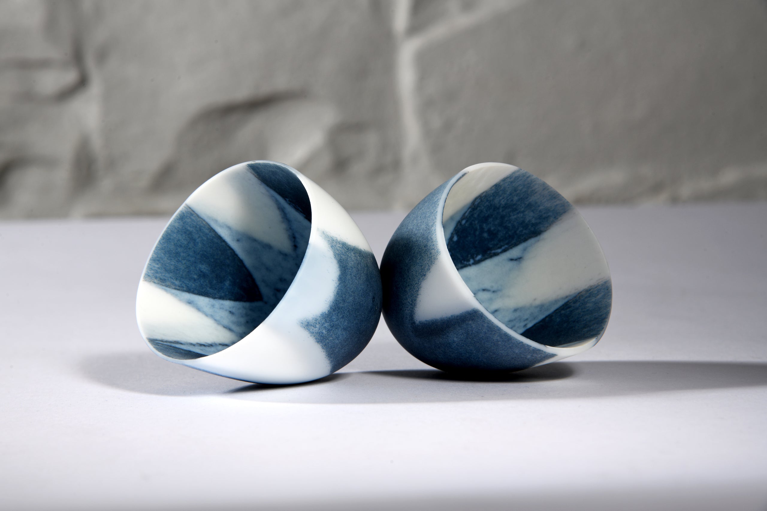 Particle Small Vessel Duo Set (blue and white)